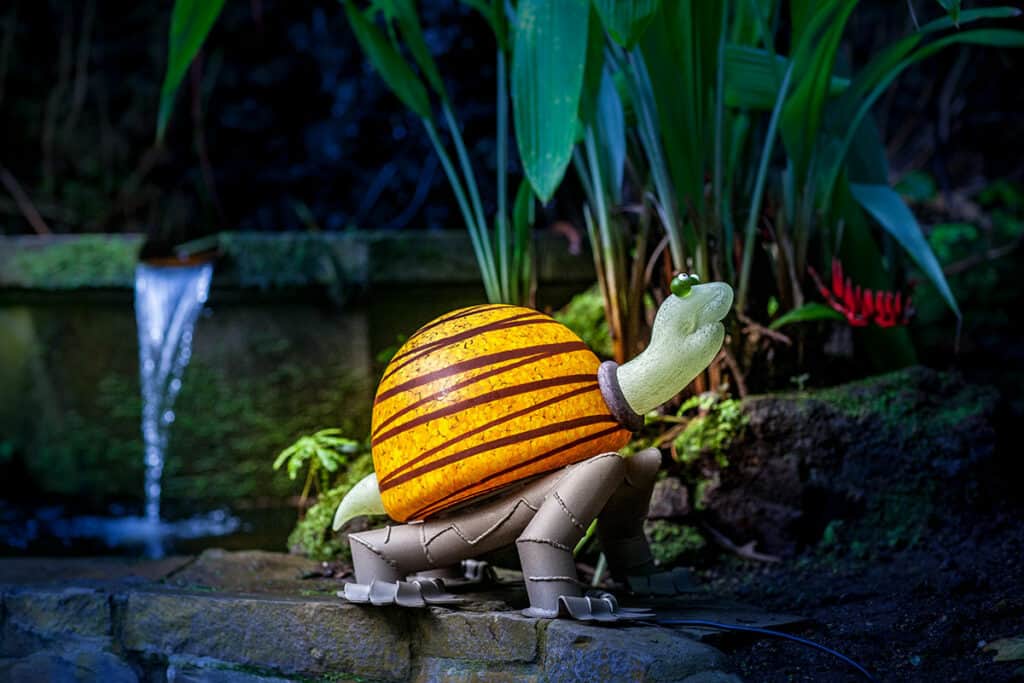 The light object ARNOLD yellow is a large turtle illuminated from inside for your garden.