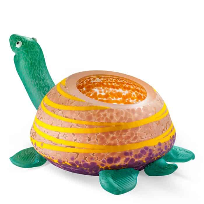 TOBY | bowl turtle from behind