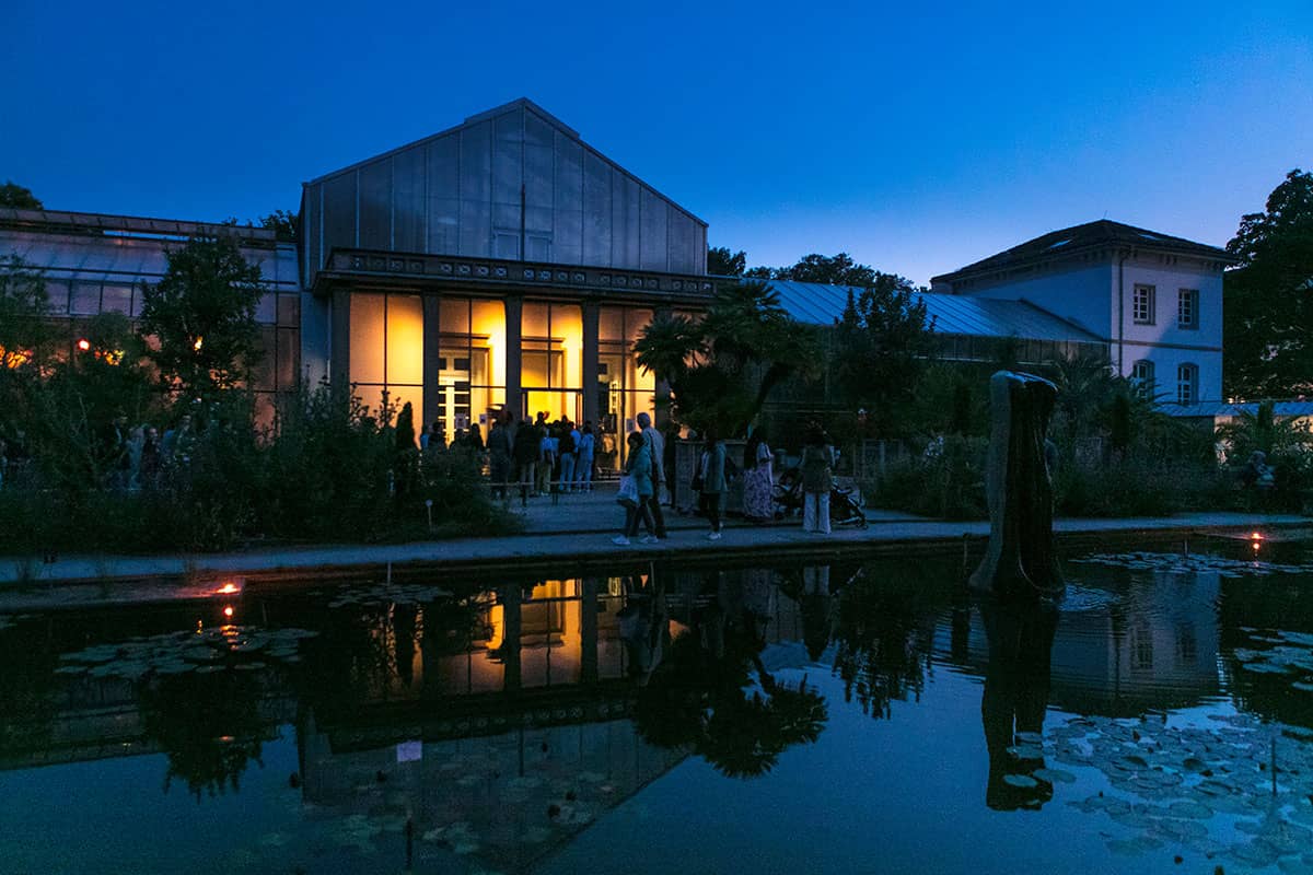 Lange Nacht im Schlossgarten: Borowski Ausstellung im Botanischen Garten Bonn