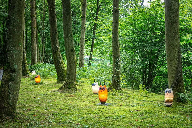 Eulen-Lichtobjekte auf dem Borowski Sommerfest